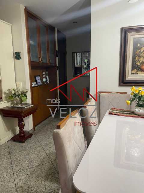 Apartamento à venda com 3 quartos, 140m² - Foto 10