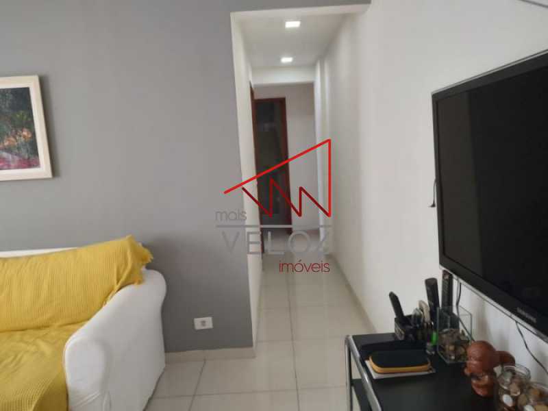 Apartamento à venda com 2 quartos, 58m² - Foto 2