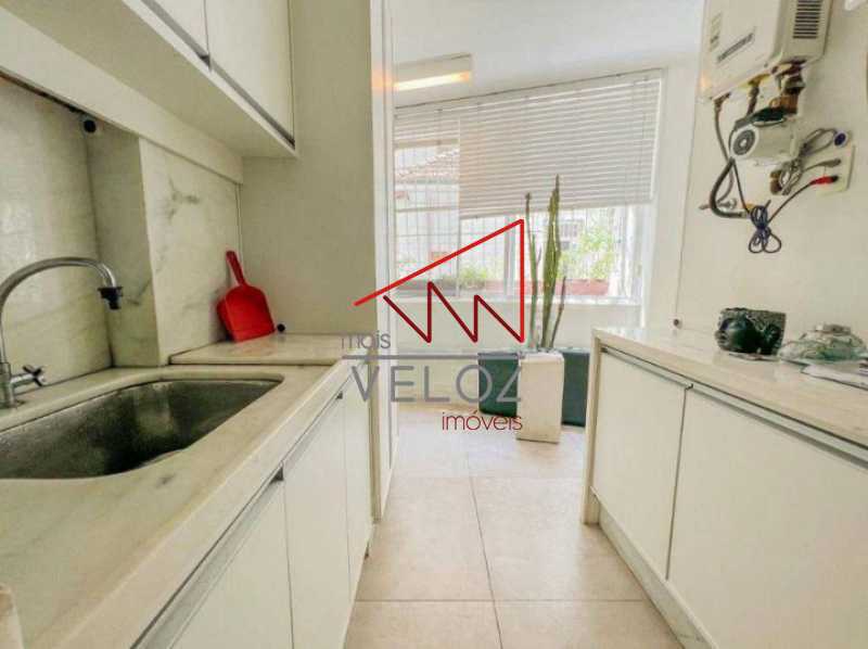 Apartamento à venda com 4 quartos, 182m² - Foto 23