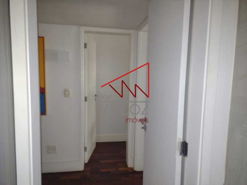 Apartamento à venda com 4 quartos, 182m² - Foto 9