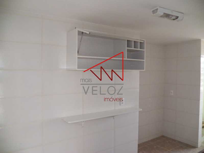 Apartamento à venda com 2 quartos, 60m² - Foto 20