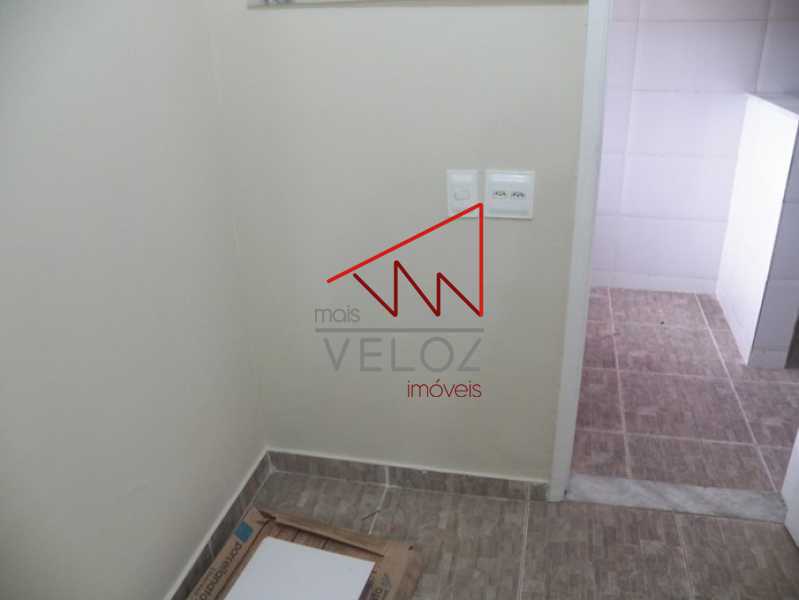 Apartamento à venda com 2 quartos, 60m² - Foto 24