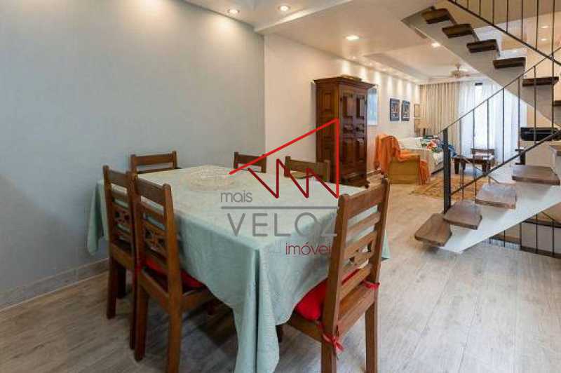 Casa de Vila à venda com 3 quartos, 183m² - Foto 5