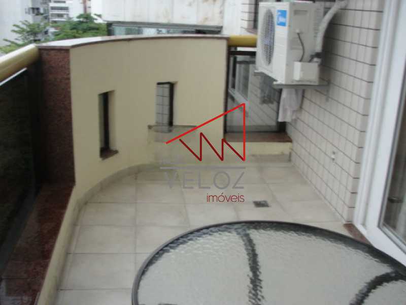 Apartamento à venda com 1 quarto, 102m² - Foto 12