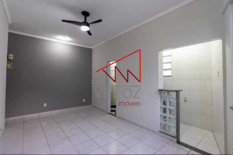 Apartamento à venda com 1 quarto, 24m² - Foto 3