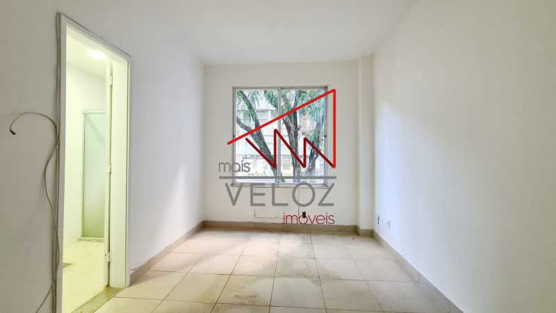 Apartamento à venda com 3 quartos, 133m² - Foto 9