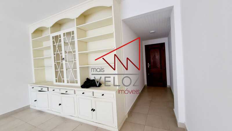 Apartamento à venda com 3 quartos, 133m² - Foto 4