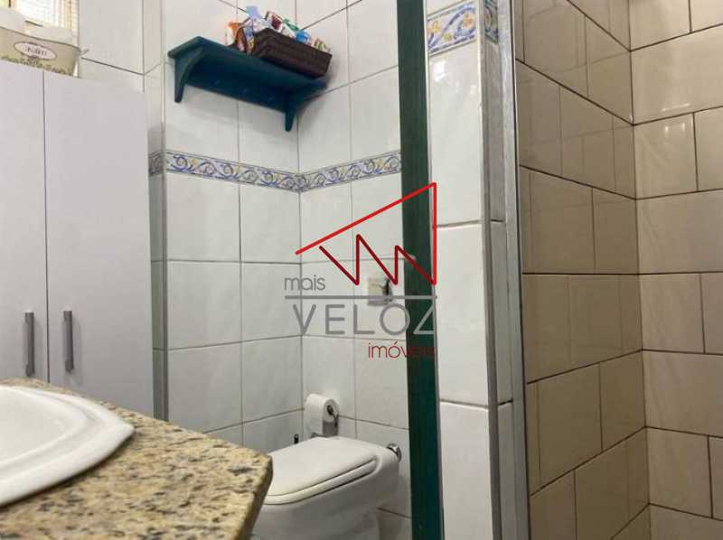 Apartamento à venda com 2 quartos, 80m² - Foto 21