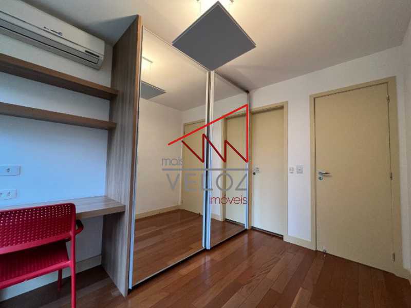 Apartamento à venda com 2 quartos, 85m² - Foto 2