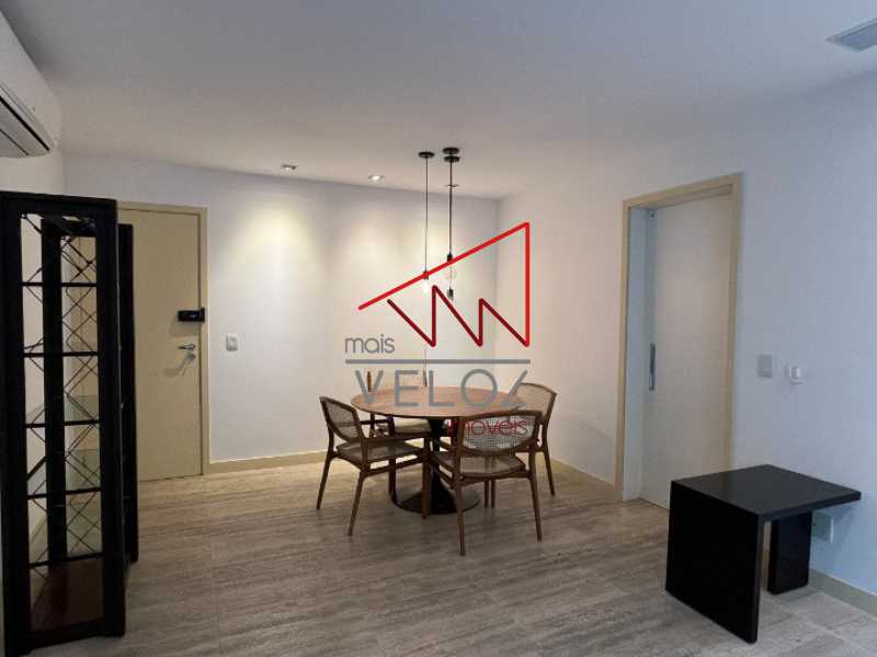 Apartamento à venda com 2 quartos, 85m² - Foto 9