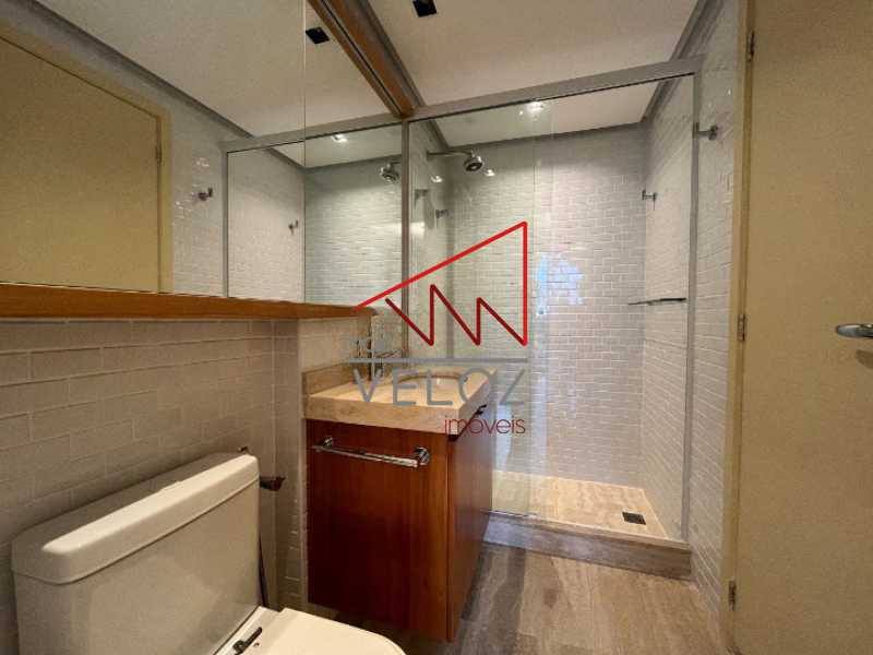 Apartamento à venda com 2 quartos, 85m² - Foto 15