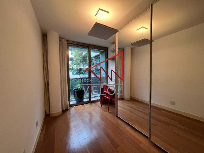 Apartamento à venda com 2 quartos, 85m² - Foto 21