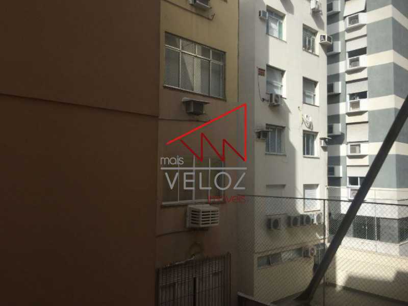 Apartamento à venda com 4 quartos, 240m² - Foto 7