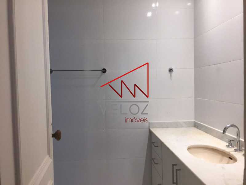 Apartamento à venda com 4 quartos, 240m² - Foto 14