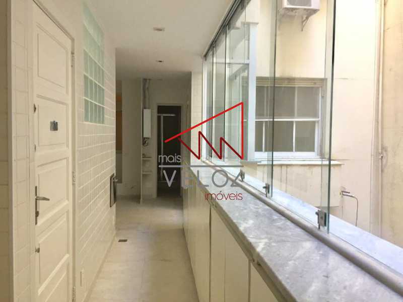 Apartamento à venda com 4 quartos, 240m² - Foto 24