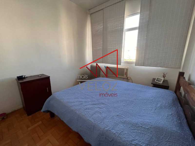 Apartamento à venda com 2 quartos, 61m² - Foto 15