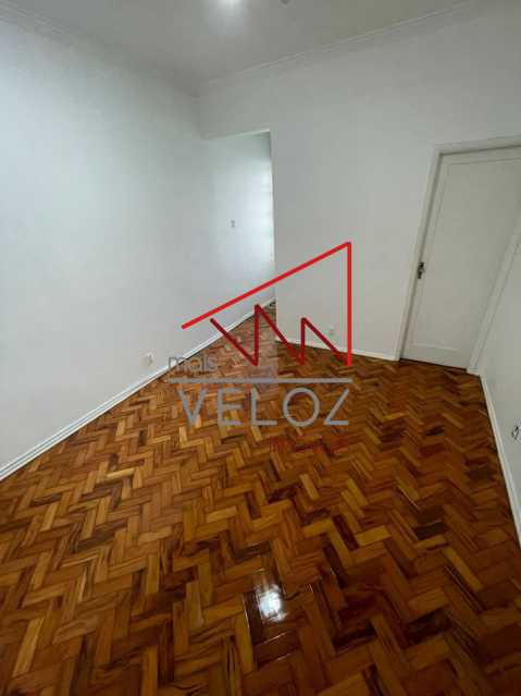 Apartamento à venda com 1 quarto, 40m² - Foto 3