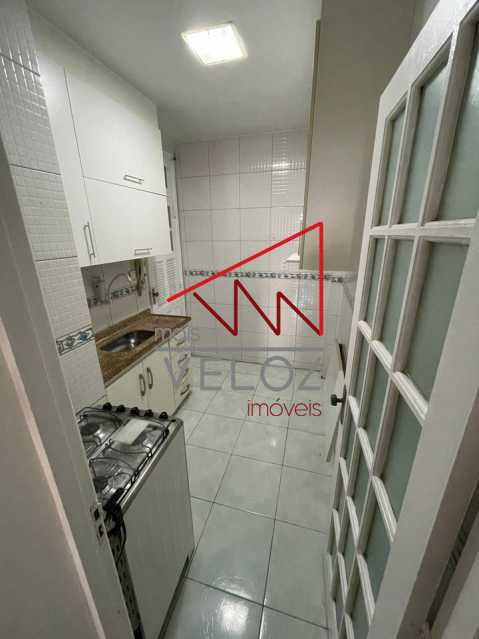 Apartamento à venda com 1 quarto, 40m² - Foto 9