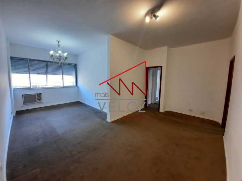 Apartamento à venda com 3 quartos, 106m² - Foto 2