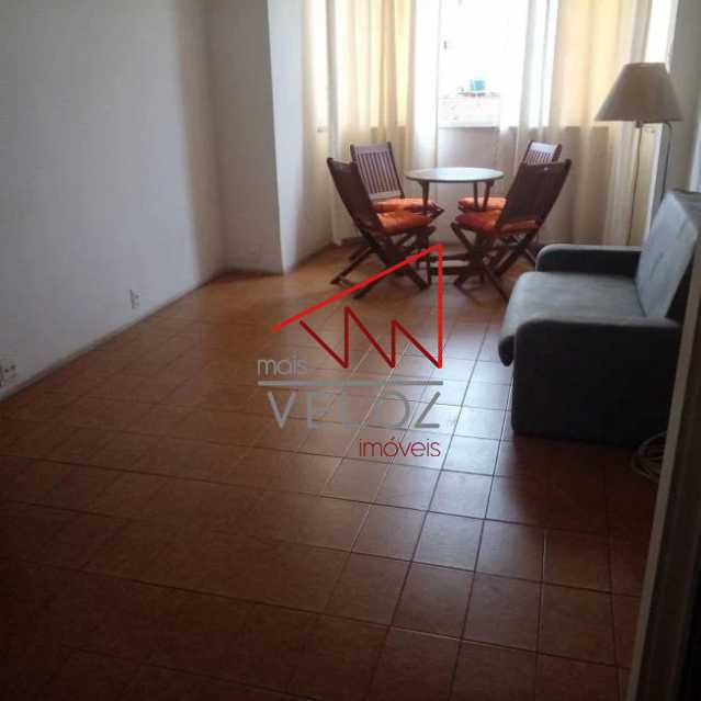 Apartamento à venda com 1 quarto, 44m² - Foto 1