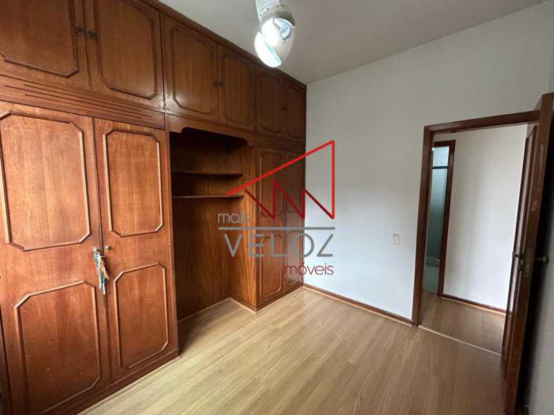 Apartamento à venda com 2 quartos, 80m² - Foto 9