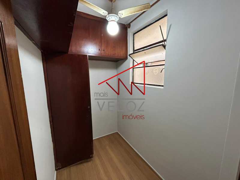 Apartamento à venda com 2 quartos, 80m² - Foto 17