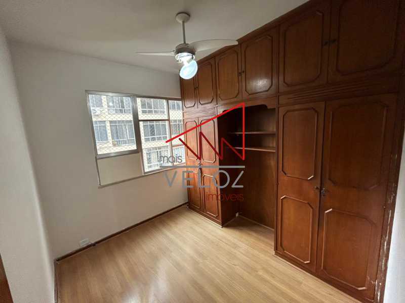 Apartamento à venda com 2 quartos, 80m² - Foto 10