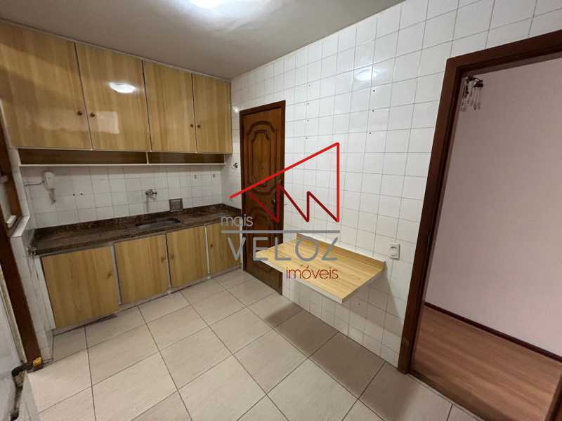 Apartamento à venda com 2 quartos, 80m² - Foto 14