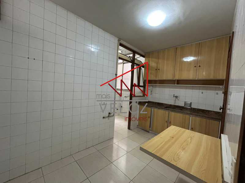 Apartamento à venda com 2 quartos, 80m² - Foto 13