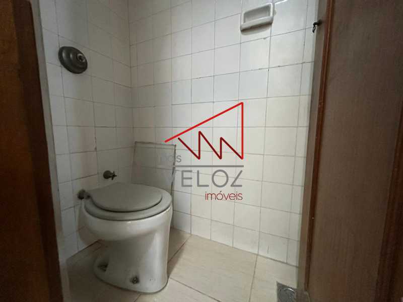 Apartamento à venda com 2 quartos, 80m² - Foto 21