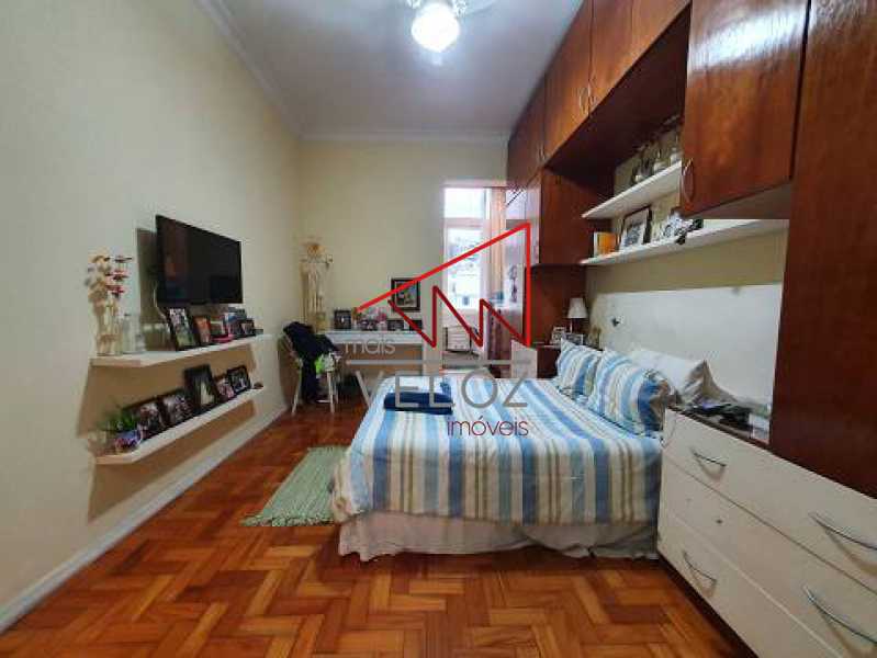 Apartamento à venda com 2 quartos, 77m² - Foto 11