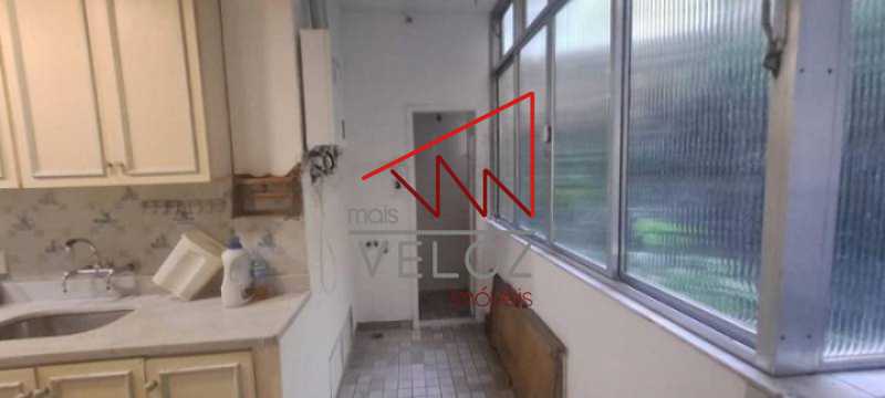 Apartamento à venda com 3 quartos, 168m² - Foto 21