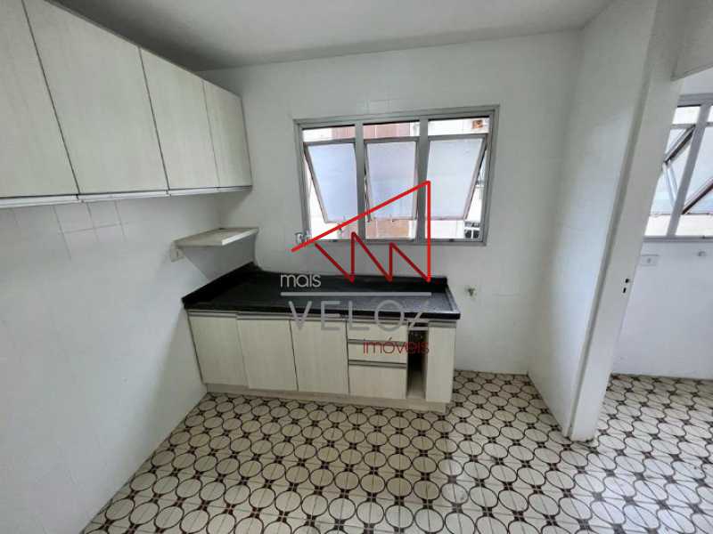 Apartamento à venda com 3 quartos, 94m² - Foto 7