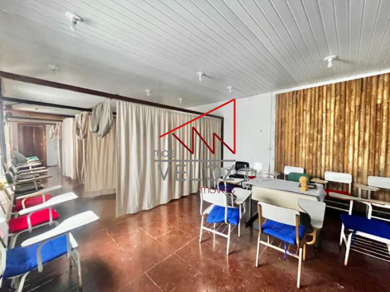 Casa à venda com 3 quartos, 177m² - Foto 7