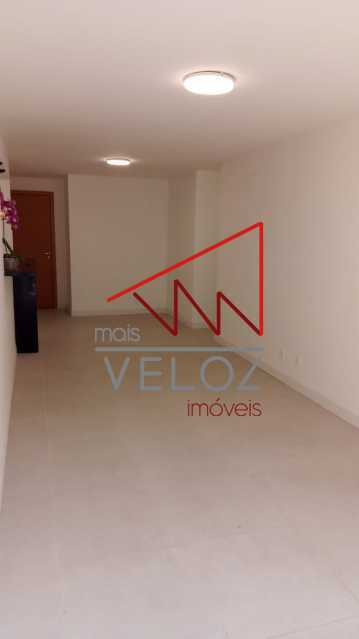 Apartamento à venda com 2 quartos, 102m² - Foto 12