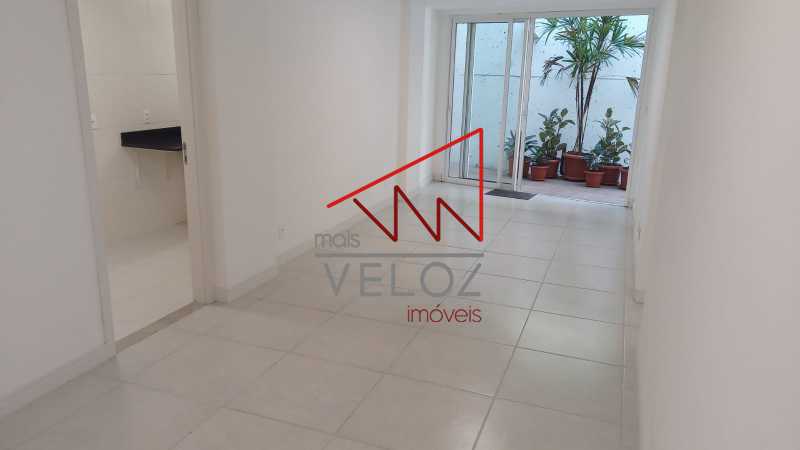 Apartamento à venda com 2 quartos, 88m² - Foto 6