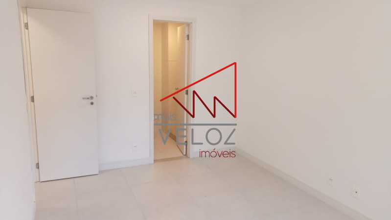 Apartamento à venda com 2 quartos, 101m² - Foto 19