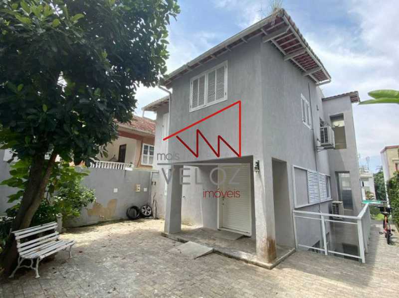 Casa à venda com 4 quartos, 370m² - Foto 27