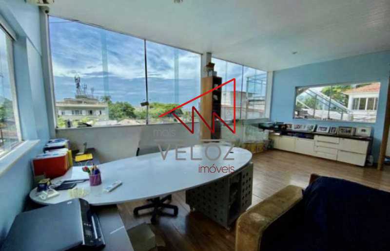 Casa à venda com 4 quartos, 370m² - Foto 5