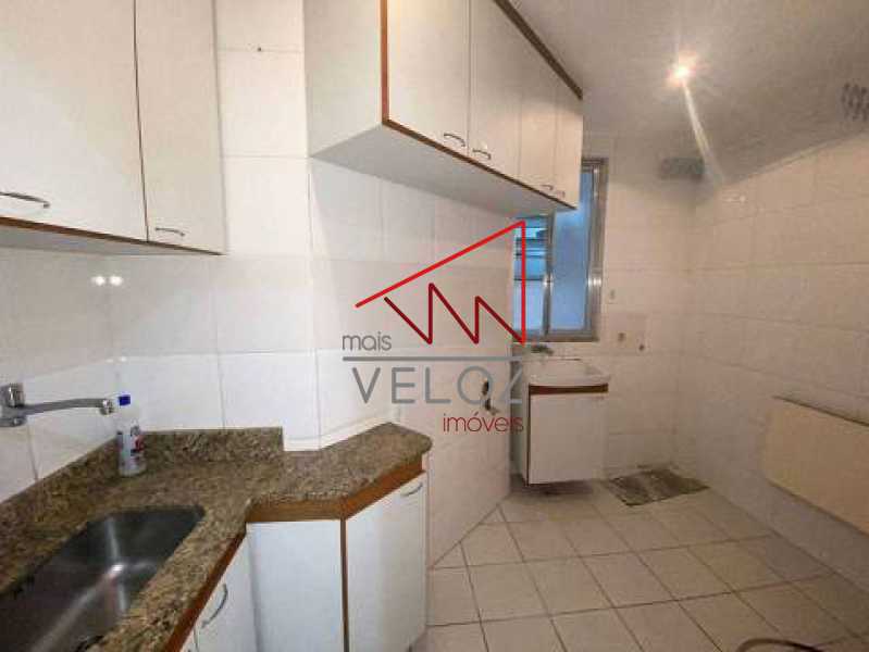 Apartamento à venda com 1 quarto, 44m² - Foto 11