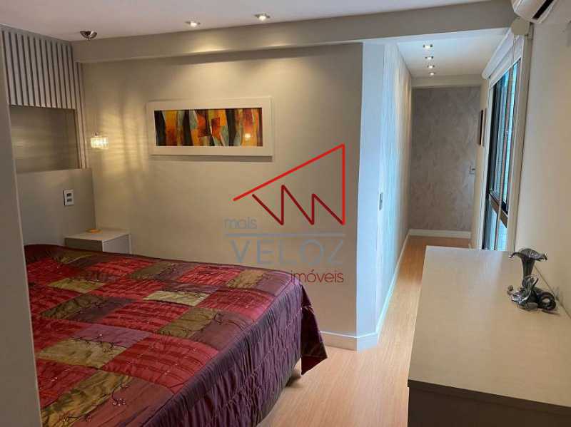 Apartamento à venda com 4 quartos, 154m² - Foto 11