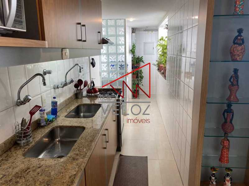 Apartamento à venda com 4 quartos, 154m² - Foto 24