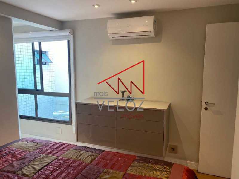 Apartamento à venda com 4 quartos, 154m² - Foto 12