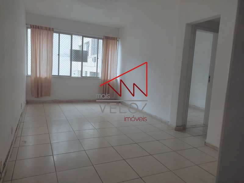 Apartamento à venda com 3 quartos, 85m² - Foto 3