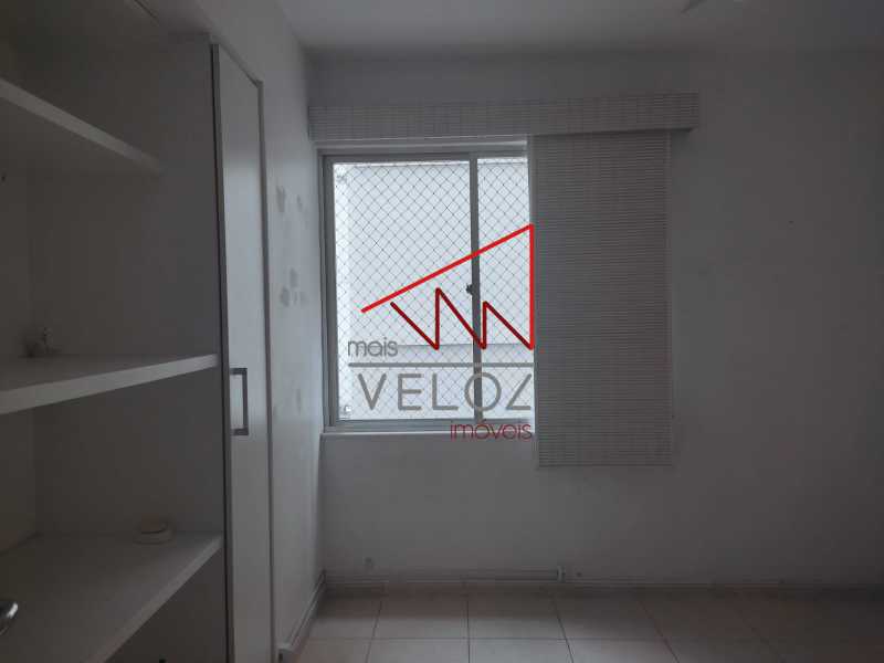 Apartamento à venda com 3 quartos, 85m² - Foto 13