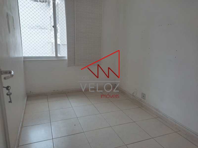 Apartamento à venda com 3 quartos, 85m² - Foto 14