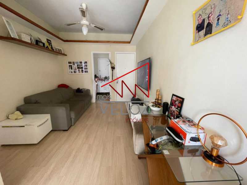 Apartamento à venda com 2 quartos, 75m² - Foto 5