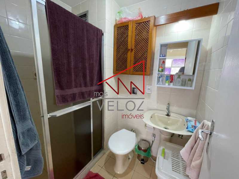 Apartamento à venda com 2 quartos, 75m² - Foto 15