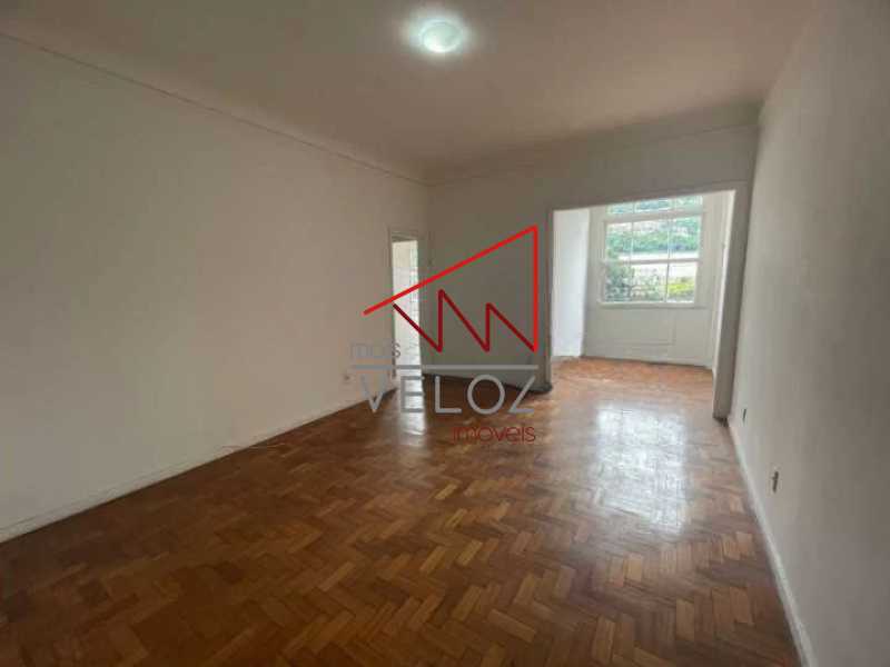 Apartamento à venda com 2 quartos, 66m² - Foto 1