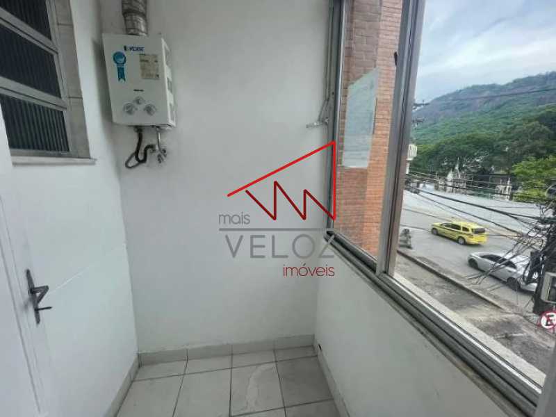 Apartamento à venda com 2 quartos, 66m² - Foto 15